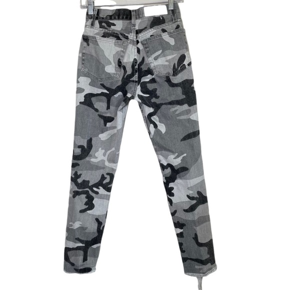 Re/Done Camo High Rise Ankle Crop Stretch Jeans - Picture 2 of 10